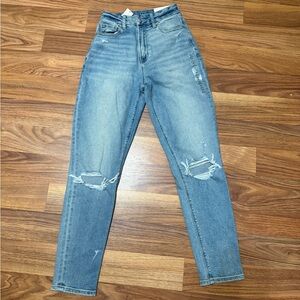 American Eagle Stretch Curvy Mom Jeans